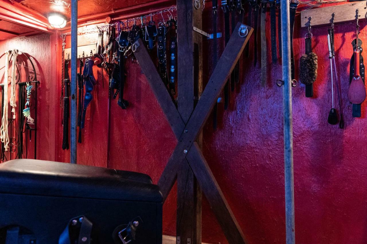 Brighton Erotic Boudoirアパートメント エクステリア 写真